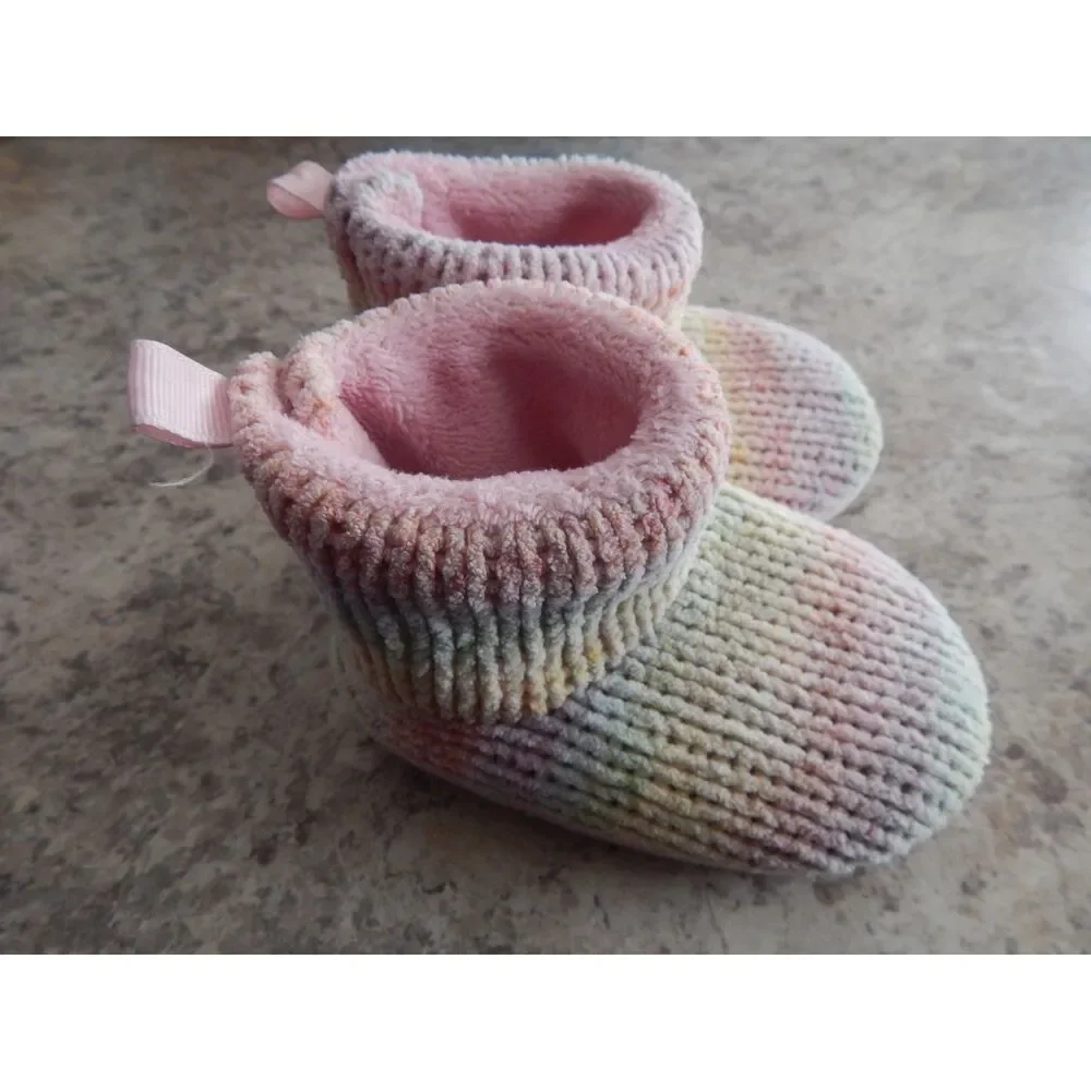 Wonder Nation Toddler Girls Size 5 Knit Slipper Boots Pink Multicolor Hard Sole